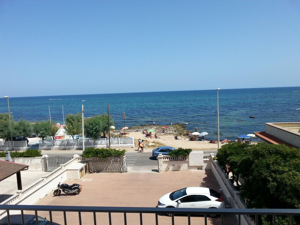 Appartamenti Costa Dei Trulli Torre Canne Bagian luar foto